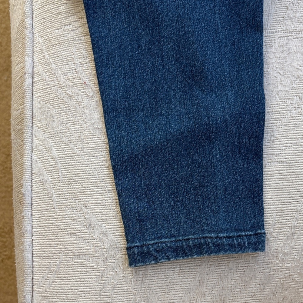 Women’s Riding Jeans - Picture 4 of 7
